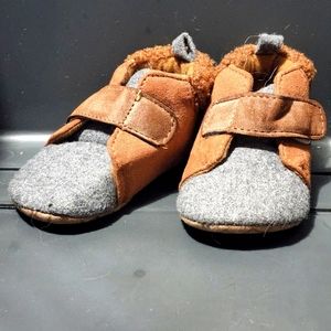 Baby slippers